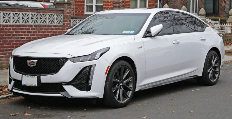 Cadillac CT5-V Blackwing Buyer’s Notes: The Manual, the Miles, and the Paper Trail
